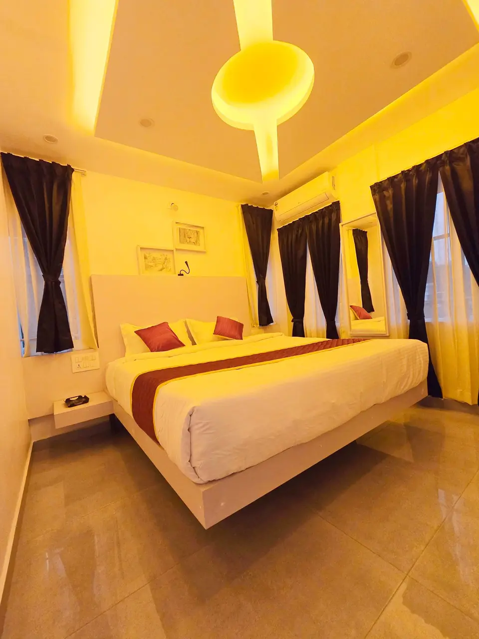 Deluxe King Room at Tazinn Stay, Wayanad